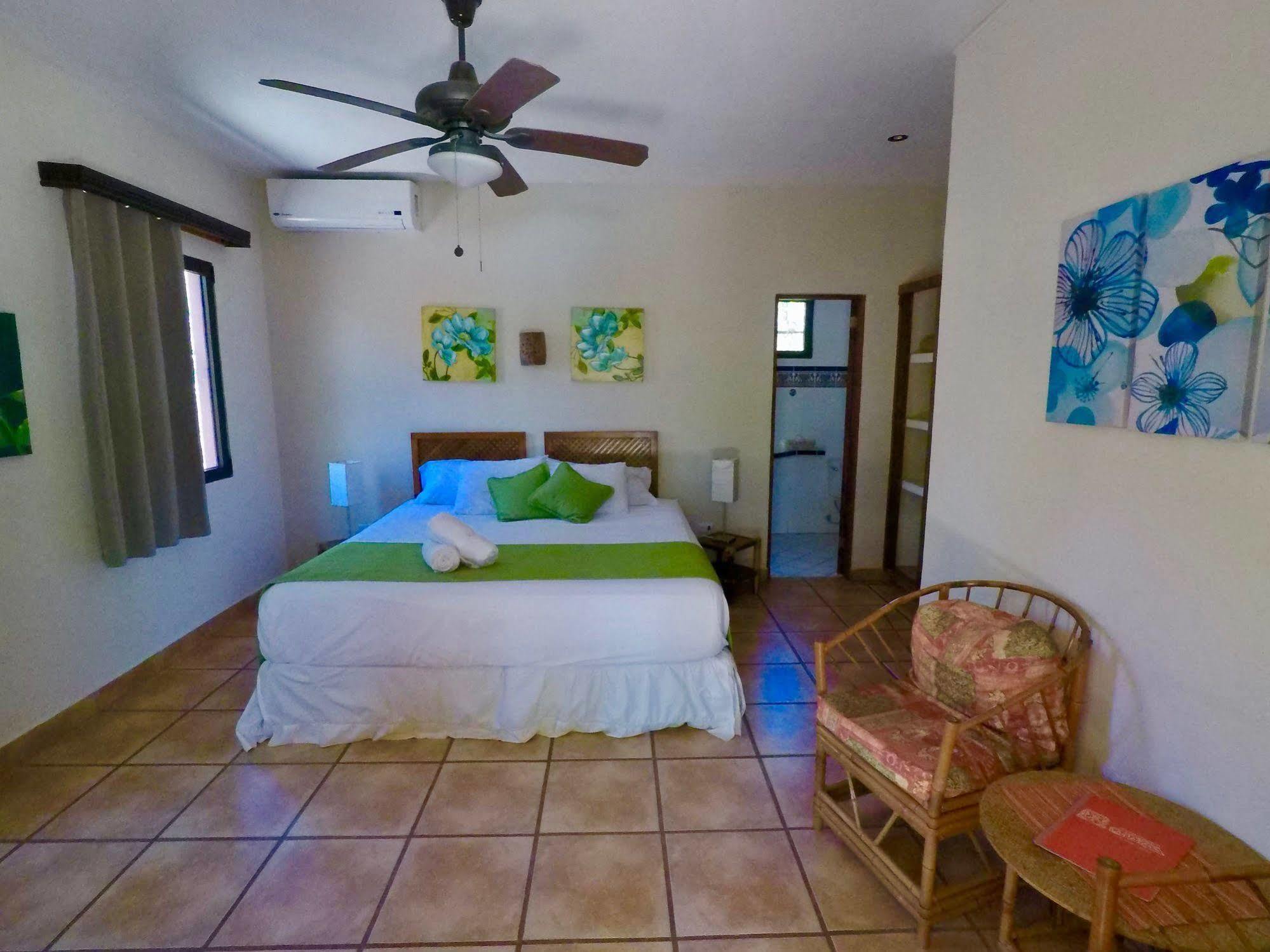 Hotel Cantarana Playa Grande Extérieur photo